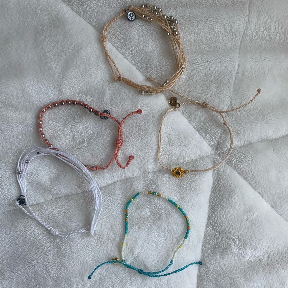 5 pura vida bracelets